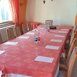 Отель Restaurant Le Faude 2*
