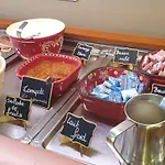 Отель Restaurant Le Faude 2*