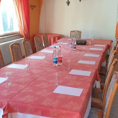 Ξενοδοχείο Restaurant Le Faude 2*